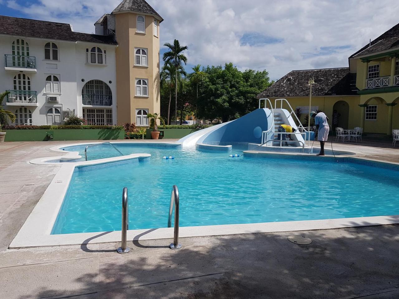 Apartment Treasure At Sandcastles Ocho Rios Exterior foto